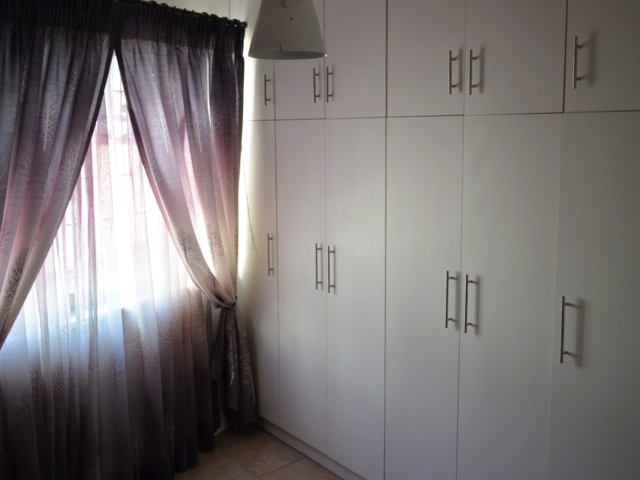 2 Bedroom Property for Sale in Strand North Western Cape
